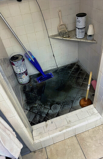 https://plumberellenbrook.com.au/uploads/2025/06/blocked-drains-781929.jpg