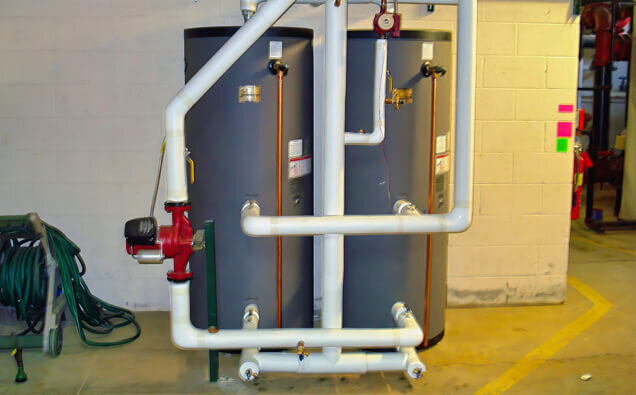 https://plumberellenbrook.com.au/uploads/2025/06/commercial-plumbing-831433.jpg